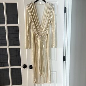 Elegant Gold Long Sleeve Dress